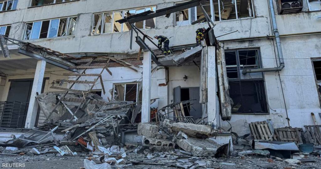 القوات الروسية تتقدم في سومي وتهاجم خاركيف بالمسيرات