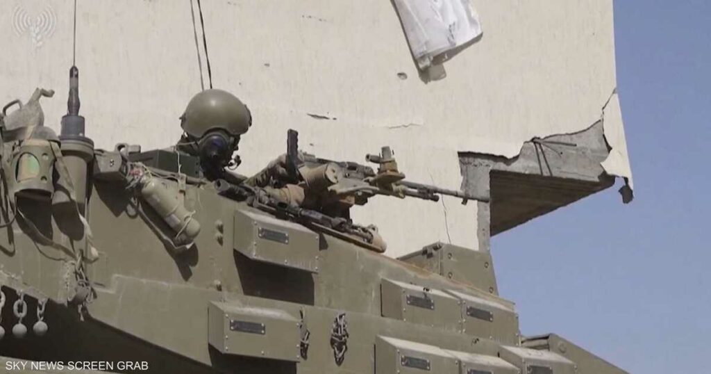 غزة.. 70 قتيلا و100 جريح جراء القصف الإسرائيلي منذ الفجر