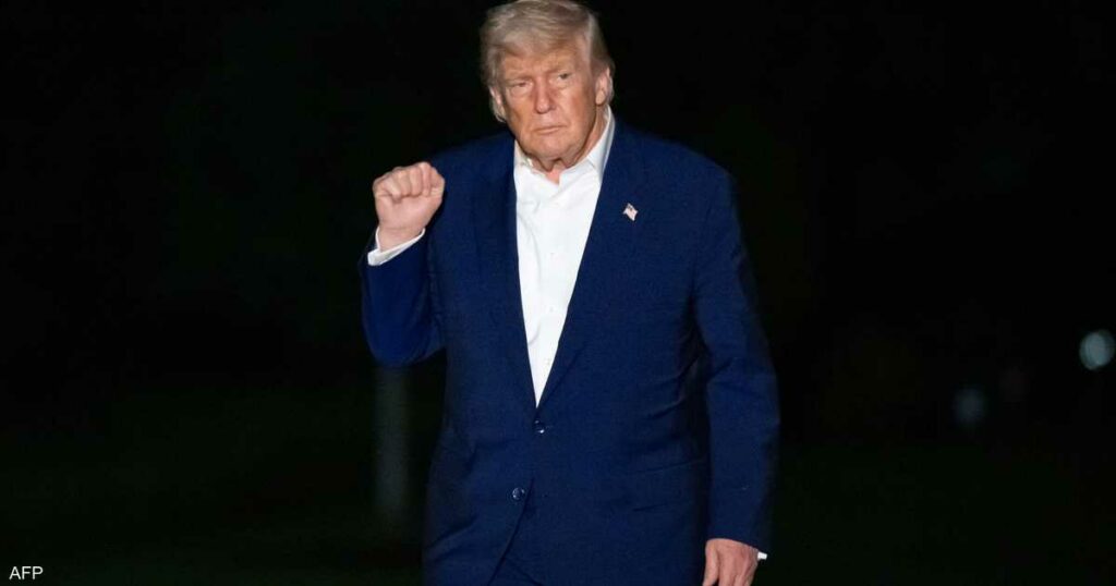 ترامب يكشف تفاصيل اتصال مرتقب مع بوتين وزيلينسكي