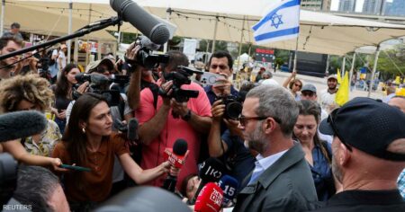 مبعوث ترامب لشؤون الرهائن: باب التفاوض مع حماس مفتوح