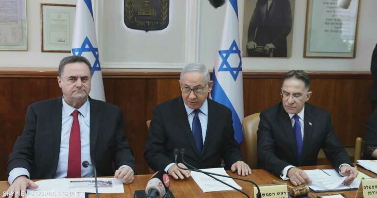 نتنياهو في مرمى الضغوط الدولية.. هل اقتربت نهاية حكومته؟