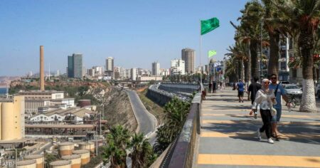 زلزال بقوة 3.3 درجة يضرب مدينة وهران الجزائرية