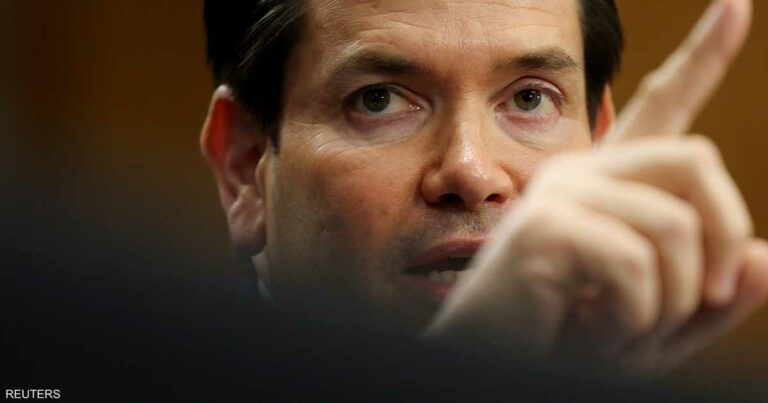 أميركا تبدأ إلغاء تأشيرات بعض الطلاب الصينيين