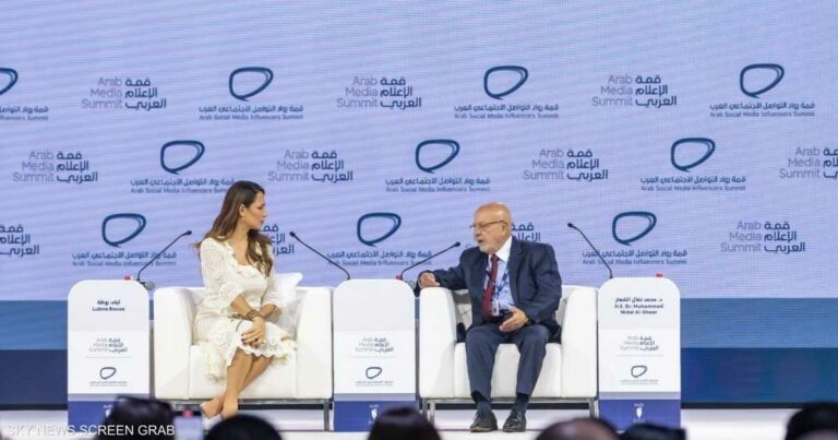 الشعار: هناك إجماع دولي على أن سوريا يجب أن تصبح دولة مستقرة