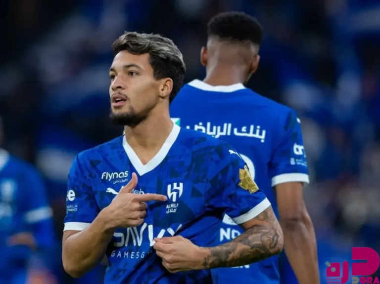 الكشف عن موقف ليوناردو مهاجم الهلال أمام العروبة