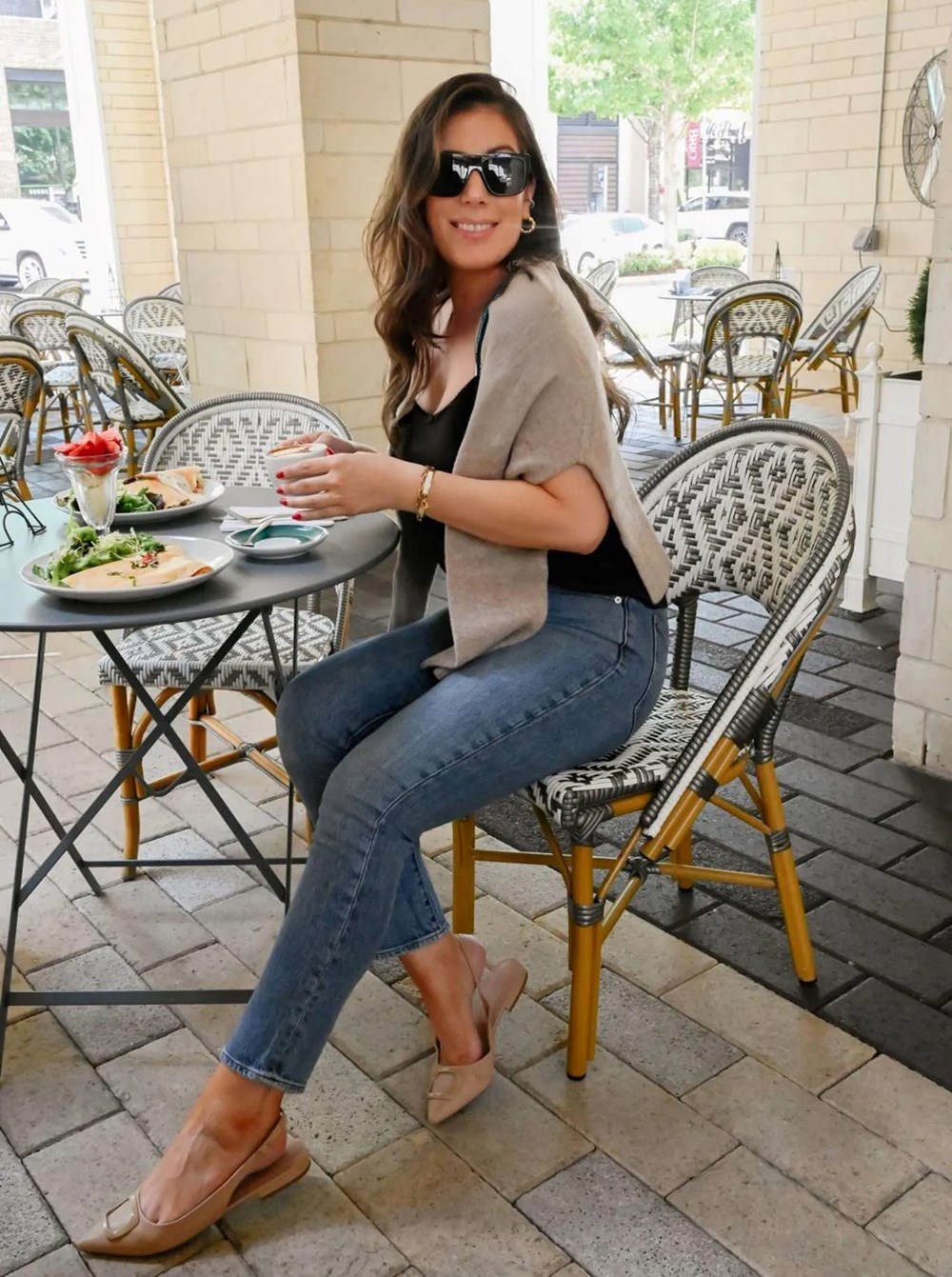 إطلالات «البرنش» الراقية... أفكار أنيقة لتتألّقي