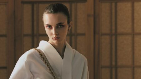 حوار أنيق بين الشرق والغرب حوار أنيق بين الشرق والغرب