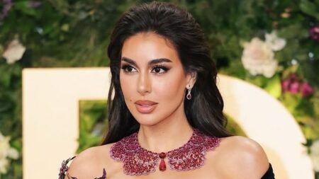 استوحي إطلالات صيفية مُفعمة بالحيوية من هؤلاء النجمات