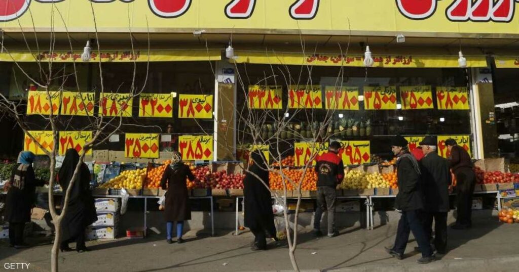 عقوبات "سناب باك": هل ينجو اقتصاد إيران من الانهيار؟