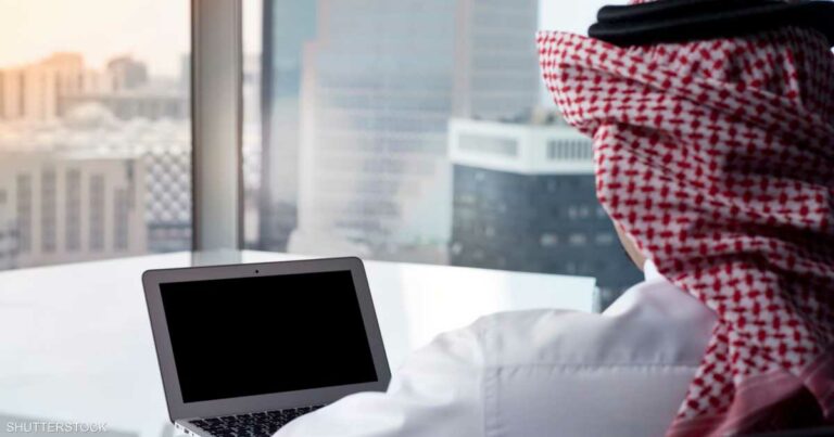 تباين أداء أسواق الخليج مع دخول الرسوم الأميركية حيز التنفيذ