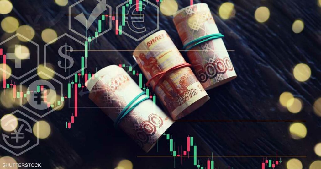 الروبل الروسي.. عملة تحت الحصار تتربع على القمة