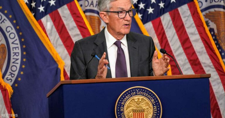 رئيس الفيدرالي.. هل يصمد أمام ضغوط ترامب وتقلبات الأسواق؟