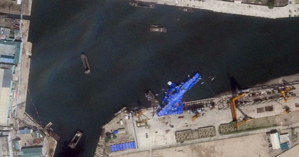 صور تكشف "بالونات" تحاول إنقاذ مدمرة كوريا الشمالية المنكوبة