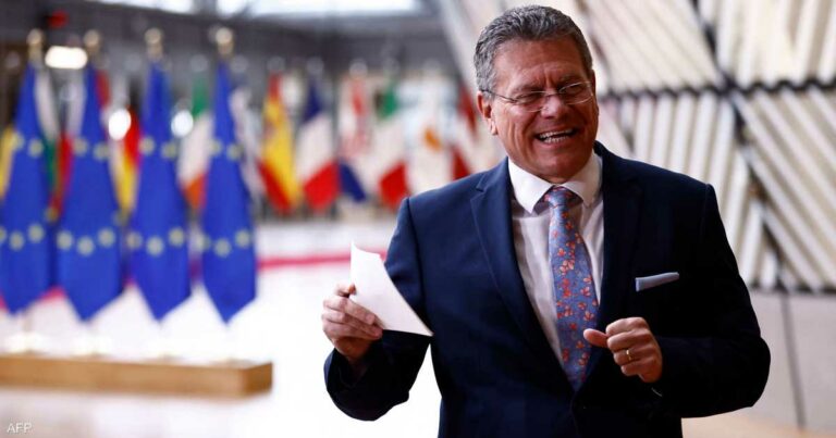 مفوض أوروبا للتجارة: رسوم ترامب على الصلب لا تخدم المفاوضات