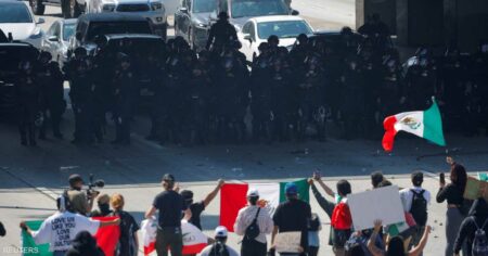 حاكم كاليفورنيا: طلبت من ترامب إلغاء نشر الحرس الوطني