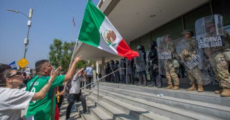 ترامب يأمر بنشر ألفي عنصر إضافي من الحرس الوطني بلوس أنجلوس