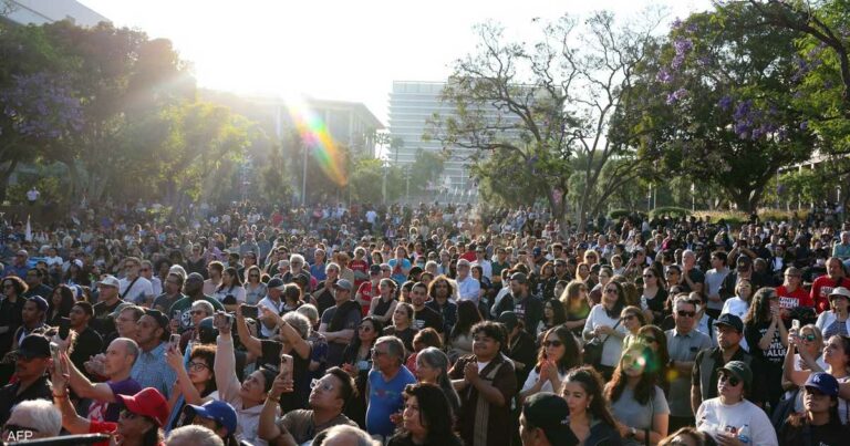 مدن أميركية تتأهب لتظاهرات جديدة وحظر تجول في لوس أنجلوس