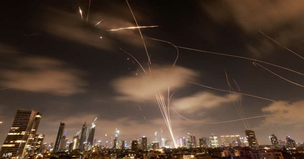 تقرير: إسرائيل تواجه نقصا في "منظومة" صد صواريخ إيران