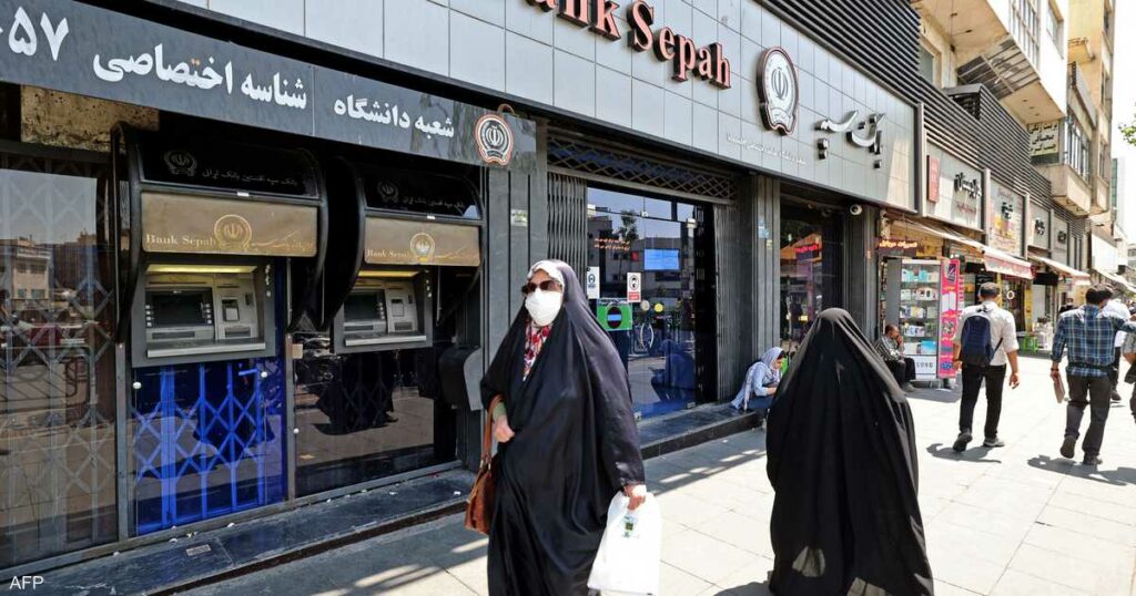 "العصفور المفترس" يهاجم بورصة عملات رقمية بإيران