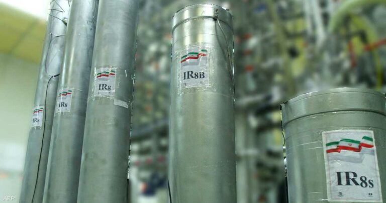 كيف يُحفظ اليورانيوم المُخصب؟