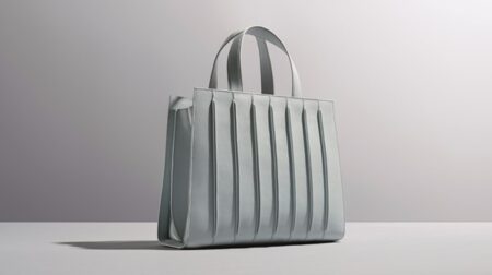 من «Max Mara».. حقيبة «ويتني» تُكمل عامها العاشر