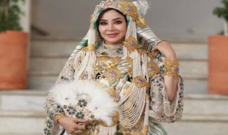 لجين عمران بإطلالة صيفية أنيقة باللون البيج لجين عمران بإطلالة صيفية أنيقة باللون البيج