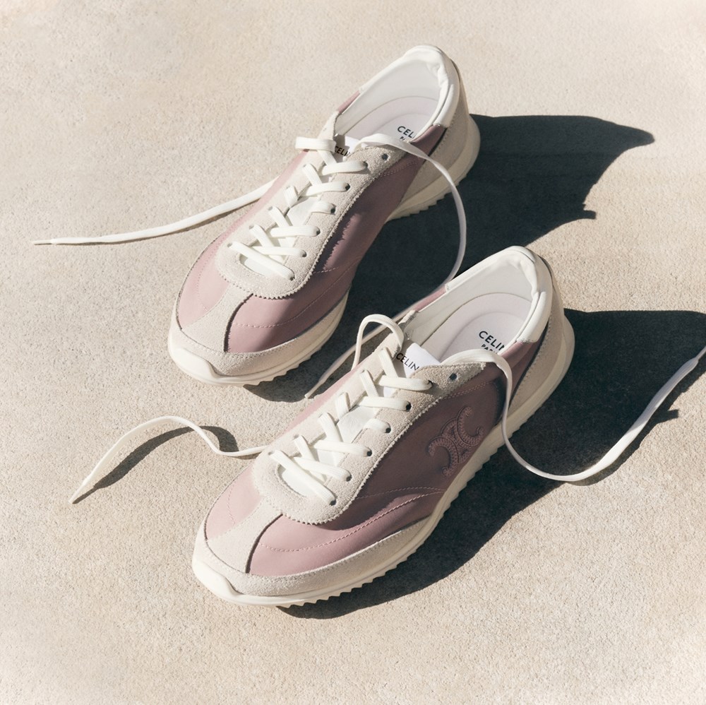 سيلين تطلق أحدث حذاء سنيكر RACER.. أناقة مستوحاة من السبعينيات