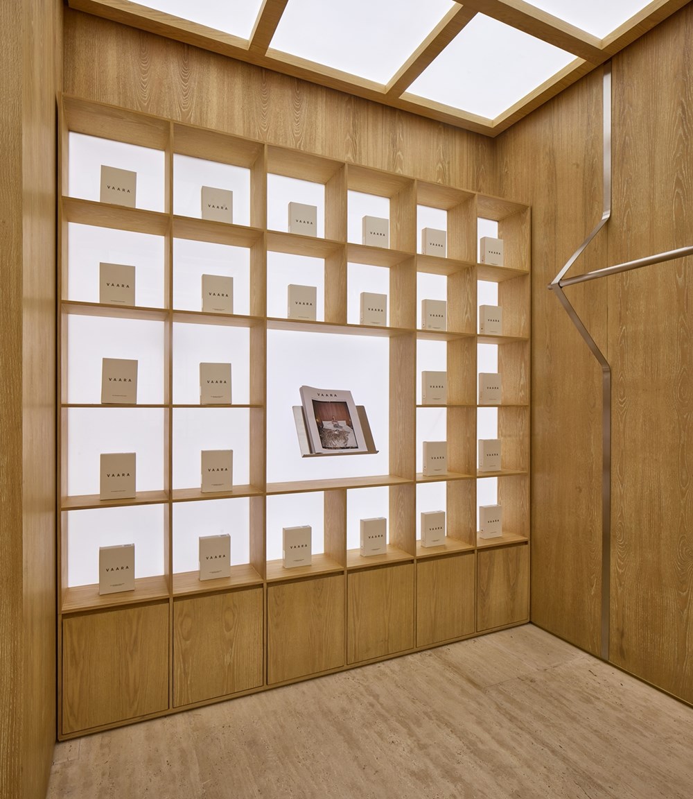 تاتيانا كورساكوفا مؤسسة علامة VAARA: أبتكر قطعاً ترافق المرأة في تفاصيل يومها