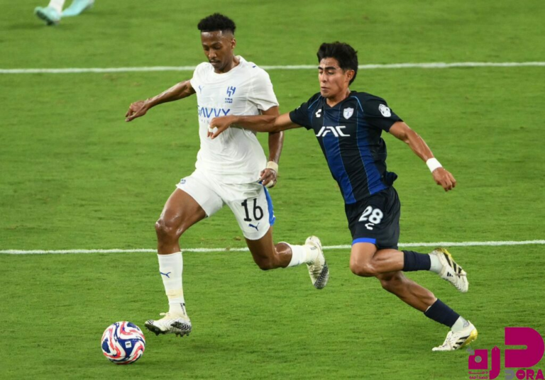 الهلال يضرب باتشوكا بثنائية ويحجز تذكرة العبور لثمن النهائي