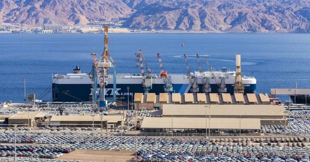 أزمة مالية تُغلق أحد أهم موانئ إسرائيل.. وسط تحذيرات أمنية