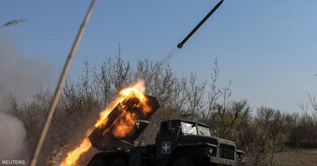 روسيا تشن هجمات بالطائرات المسيرة والصواريخ على أوكرانيا