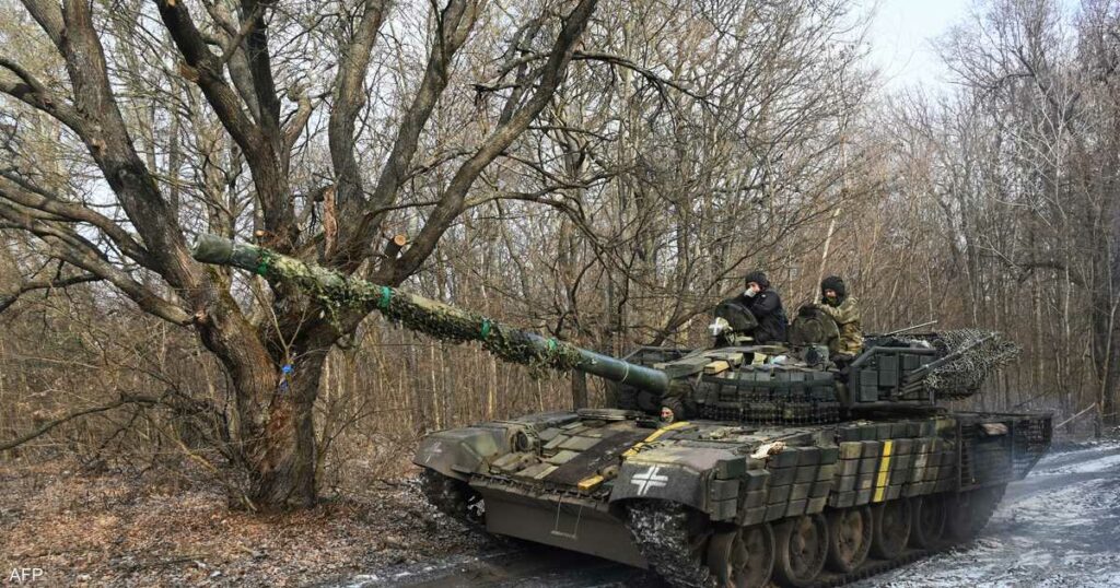 مسؤولون أميركيون يعلّقون على وقف بعض شحنات الأسلحة لكييف