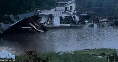 فيديو.. قتلى ومفقودون في تكساس بعد فيضانات مدمرة