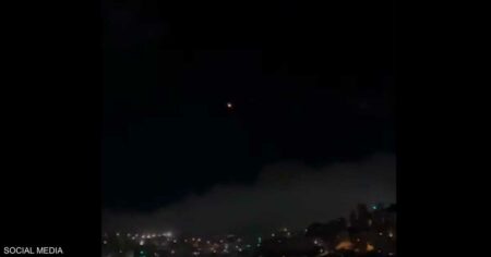 الجيش الإسرائيلي يعلن رصد إطلاق صاروخين من اليمن