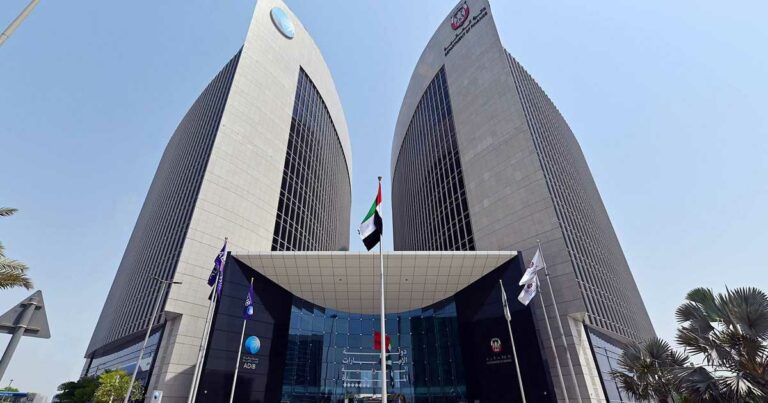 أبوظبي الإسلامي يوفر 4.7 مليار دولار لتمويل مشاريع الاستدامة