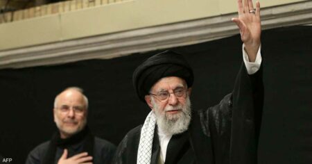 خامنئي: قادرون على الوصول للمواقع الحيوية الأميركية بالمنطقة