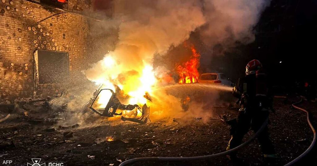 روسيا أطلقت 597 مسيرة و26 صاروخا على أوكرانيا خلال الليل