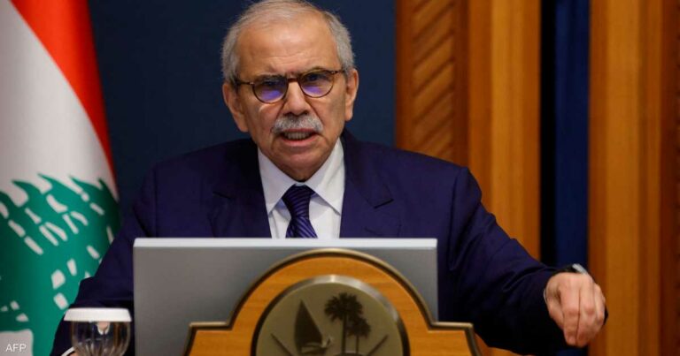 ماكرون يستقبل الخميس رئيس الوزراء اللبناني