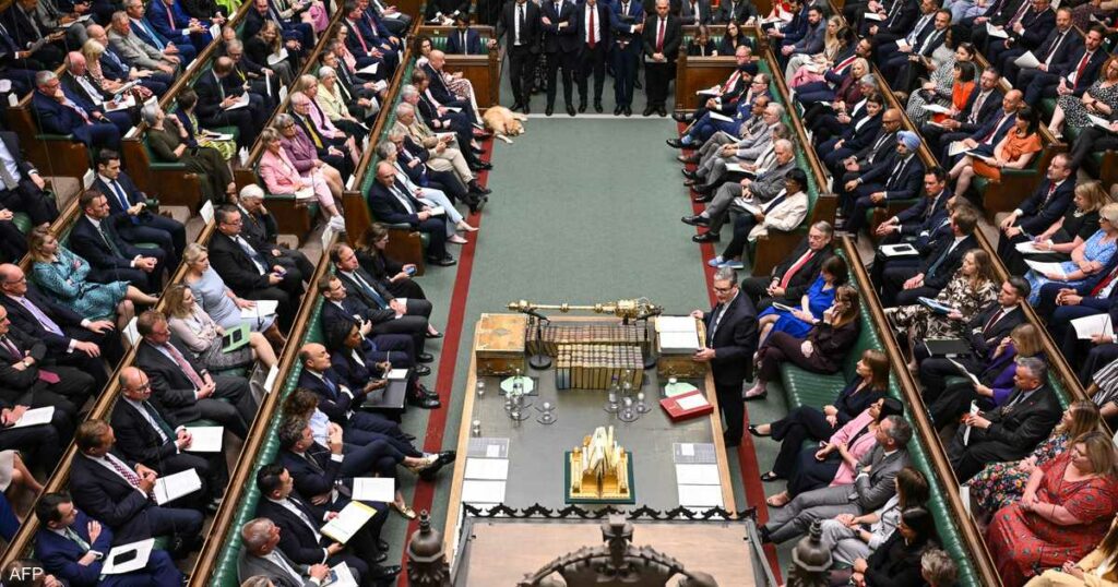 220 نائبا بريطانيا يحضّون ستارمر على الاعتراف بدولة فلسطين