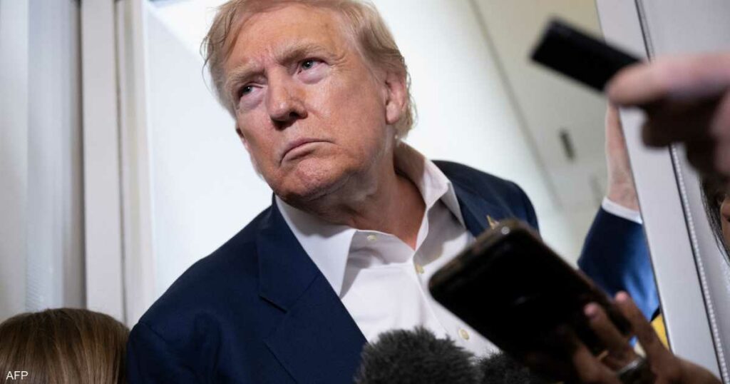 ترامب: على مدفيديف أن يراقب كلماته لأنه يدخل منطقة خطيرة جدا