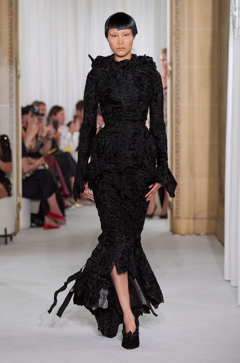 محمد آشي وزياد نكد يعيدان تعريف «الهوت كوتور» في باريس