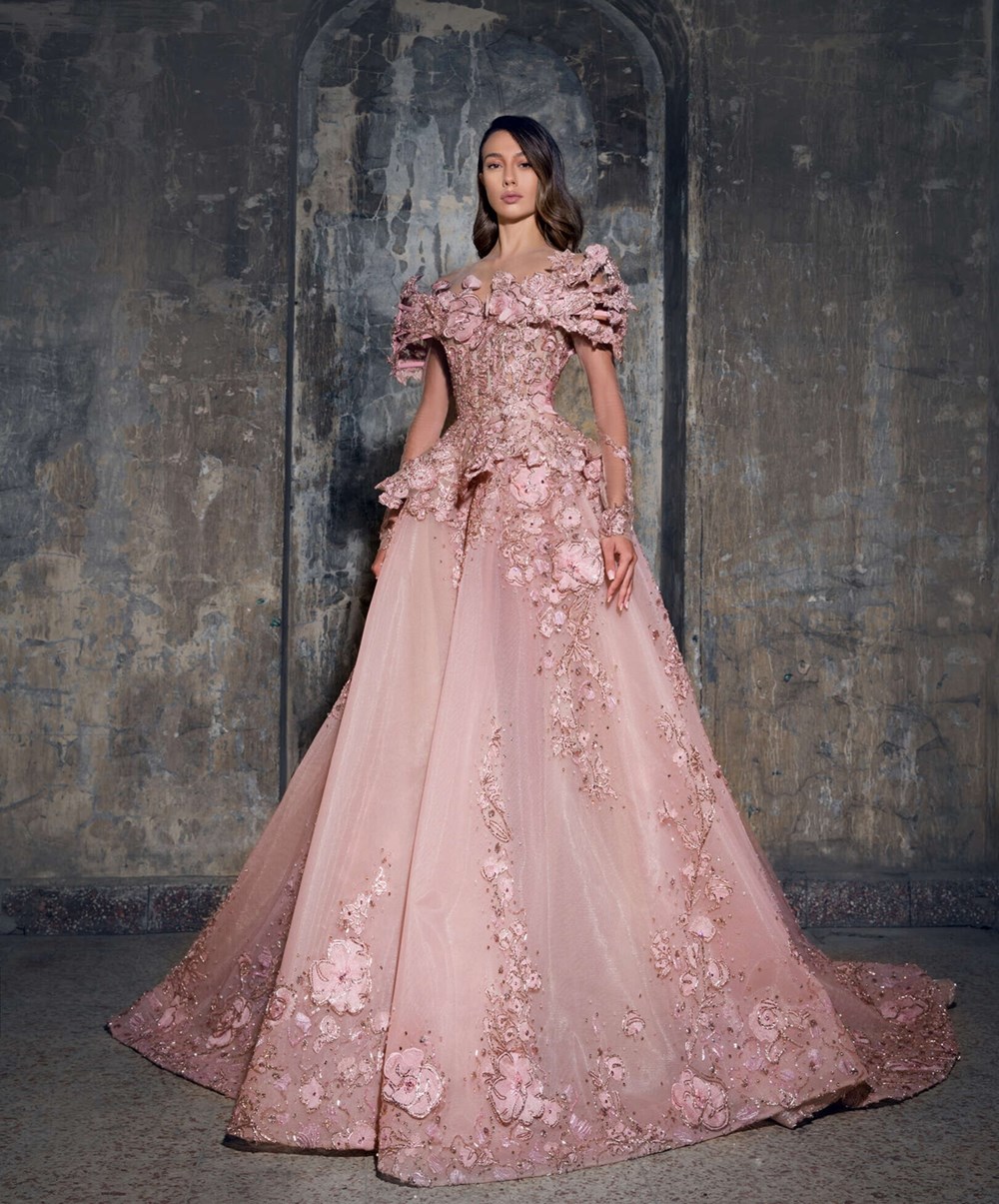 محمد آشي وزياد نكد يعيدان تعريف «الهوت كوتور» في باريس