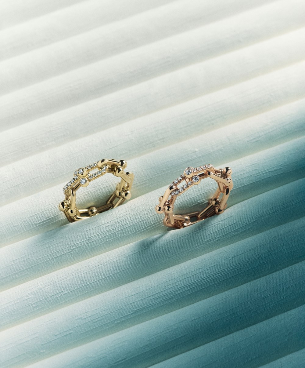 «تيفاني أند كو» تقدّم «HardWear».. أيقونة الصيف الجريئة