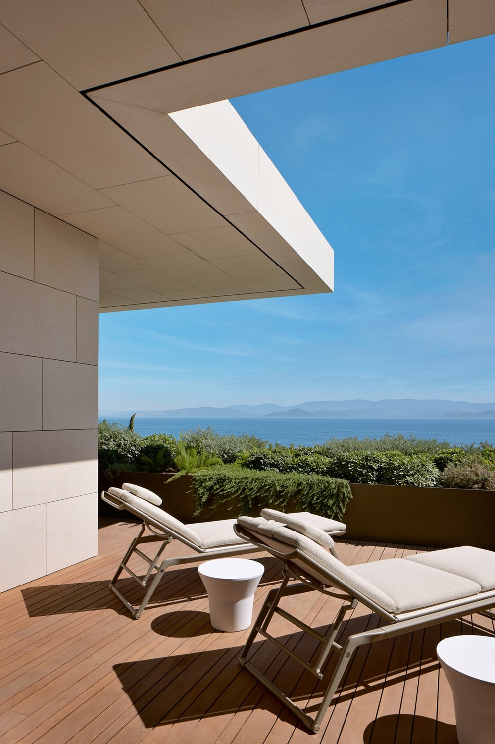 إنجاز أولى الوحدات الفاخرة في منتجع وفلل «بولغري بودروم»