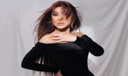 اختاري الفستان بخصر منخفض لعام 2025 ونسّقيه مثل النجمات اختاري الفستان بخصر منخفض لعام 2025 ونسّقيه مثل النجمات