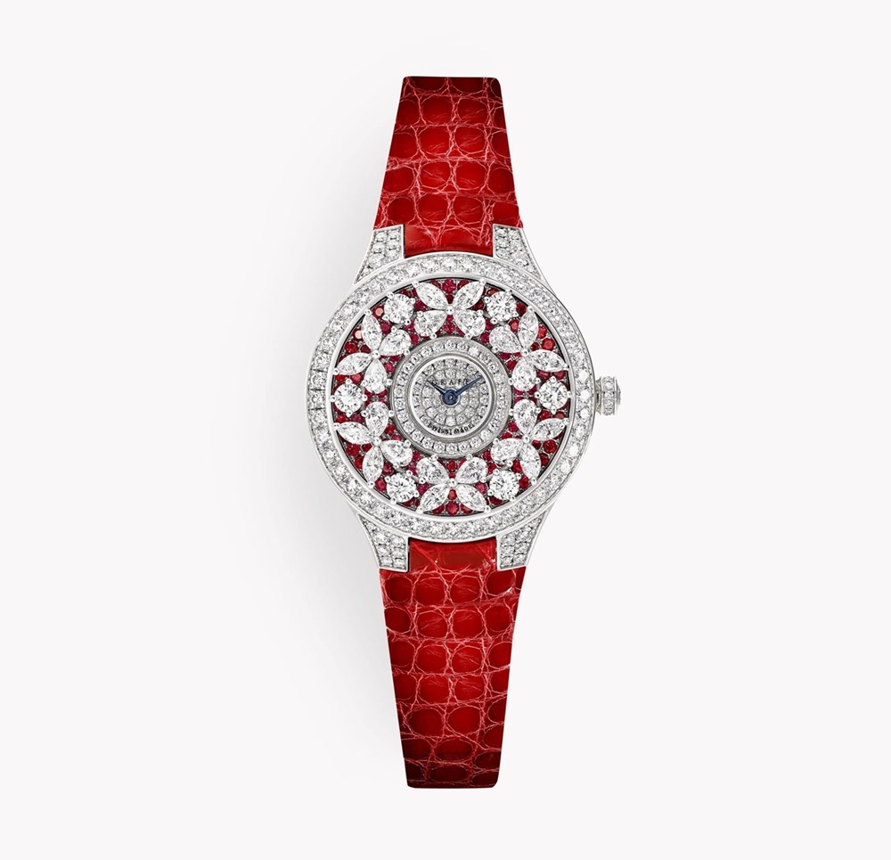 مجوهرات ساحرة بالأحجار الكريمة تنبض بالحياة والأناقة