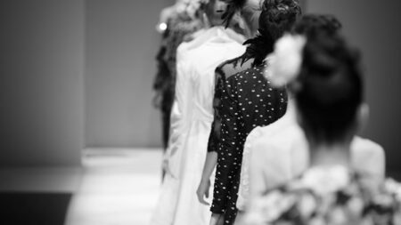 تفاصيل أسبوع الموضة في باريس لصيف وربيع 2026 تفاصيل أسبوع الموضة في باريس لصيف وربيع 2026