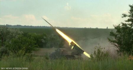 مفاوضات حرب أوكرانيا.. تحذير من ماكرون وشرط من روسيا