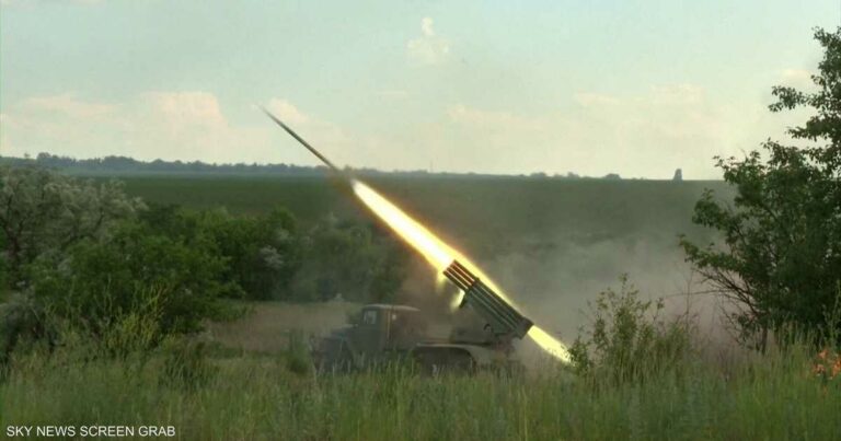 مفاوضات حرب أوكرانيا.. تحذير من ماكرون وشرط من روسيا