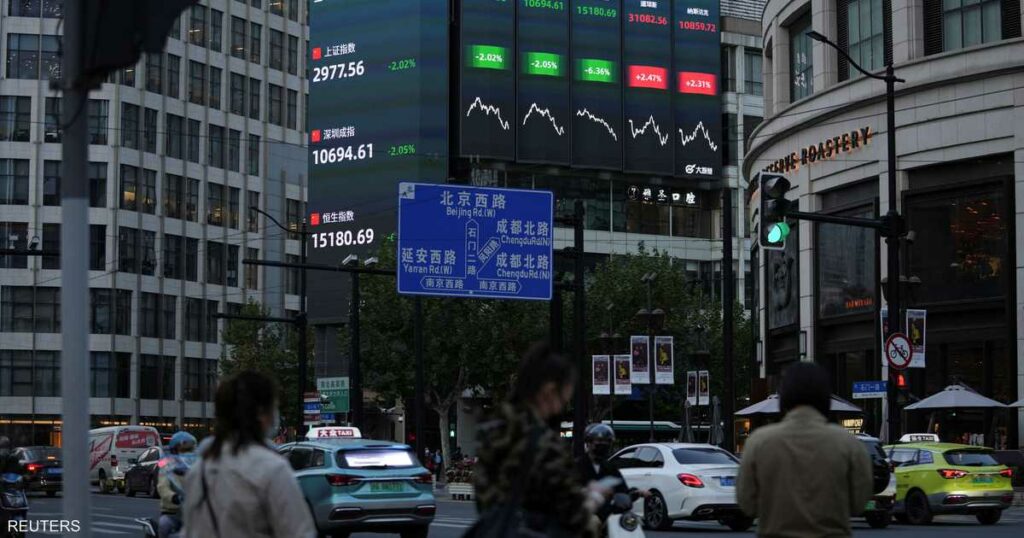 الأسهم الصينية تدير ظهرها للتحديات الاقتصادية.. ما السبب؟